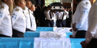 Familiares de agentes de la PNC tendrán reconocimiento económico por parte del gobierno.