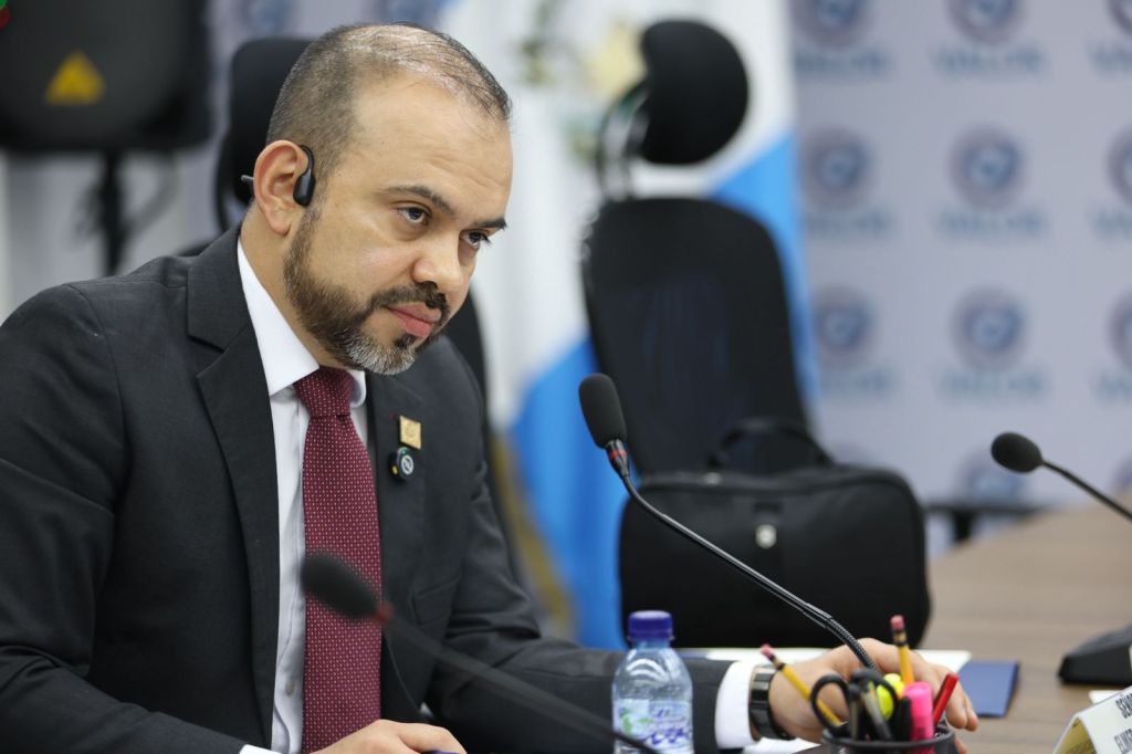 El diptuado y secretario general de Valor, Elmer Palencia. Foto La Hora: Congreso
