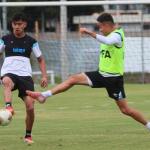 Luis Fernando Tena descartó a dos futbolistas de la convocatoria de la Selección de Guatemala para enfrentar a Canadá este sábado 17 de enero