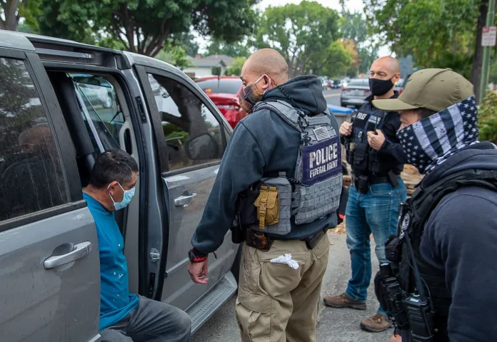 ICE 13 DETENCIONES ICE