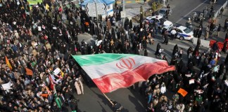 El Gobierno de Estados Unidos emitió este martes 13 de enero una alerta de seguridad urgente para sus ciudadanos en Irán.