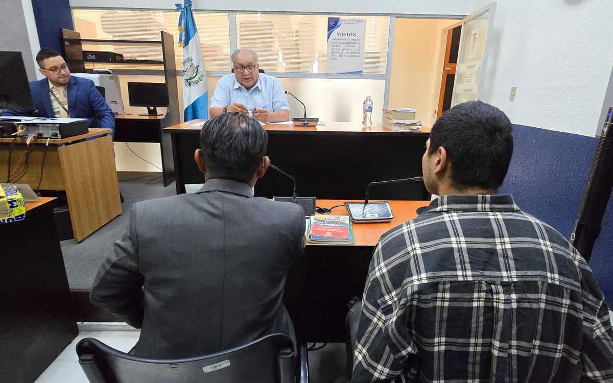 Ante falta de petición de MP contra marero por ataques a PNC, juez calificó como un «elemento más» video con indicios