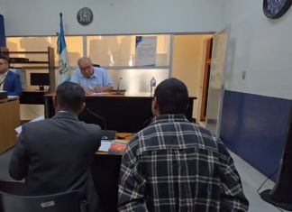 “¿Oficio o profesión?: Pandilla”, la respuesta de “Liro Rebelde” al juez que lo indagó en primera audiencia Primera audiencia en de Alias “Liro Rebelde” en donde declara que su profesión es ser "pandillero". Foto La Hora: Sergio Osegueda