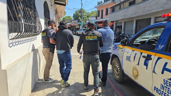 Dos hermanos recapturados por presuntos vínculos con la banda de asaltabuses 