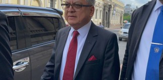 La elección de presidente del OJ sigue aplazándose tras un viaje del presidente en funciones a Europa, quien no convocó a una nueva reunión. Foto La Hora: Archivo