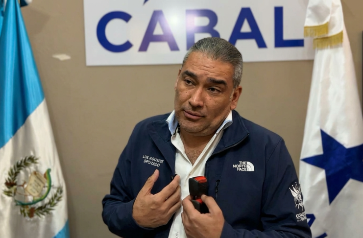 El diputado del partido Cabal, Luis Aguirre, en el Congreso, en agosto de 2024. Foto: La Hora