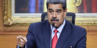 Videos difundidos en redes sociales mostraron un operativo militar a gran escala de Estados Unidos en Venezuela.