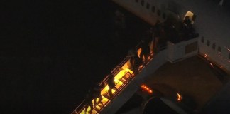 Maduro llega esposado a Nueva York para enfrentar cargos por narcoterrorismo