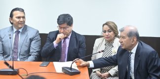 El Juzgado Segundo Penal autorizó que los magistrados titulares del TSE puedan viajar a Costa Rica como observadores electorales. Foto La Hora: Daniel Ramírez