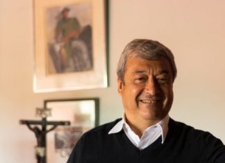 Cultura anunció que próximamente se llevará a cabo la ceremonia de premiación, donde Méndez Vides recibirá la medalla de oro y el diploma correspondiente. Foto La Hora: Méndez Vides