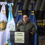 El jefe de la cartera de Gobernación, Marco Antonio Villeda, dio pormenores de la situación del amotinamiento de reos en tres cárceles. Foto La Hora: Daniel Ramírez