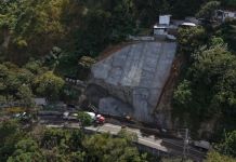 Muro de contención del kilómetro 11.5 de la ruta a Boca del Monte. Foto La Hora: CIV