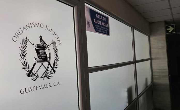 Tras los ataques a miembros de la PNC, el Organismo Judicial decretó un día de suspensión de labores a nivel nacional. Foto La Hora: Sergio Osegueda