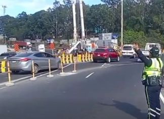 El proyecto se construye en el kilómetro 20 de la CA-9. La PMT pide precaución a quienes se conducen por la carretera. Foto La Hora: captura de pantalla