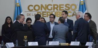 El Juzgado Décimo Quinto de Primera Instancia Civil dio trámite al amparo interpuesto en la CC por el diputado José Chic en contra del Foto de Rectores. Foto La Hora: José Orozco