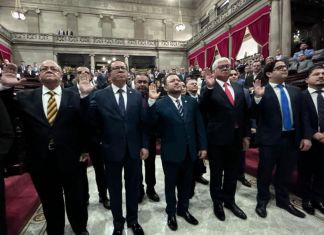 Los integrantes de la comisión de postulación para elegir magistrados del TSE ya han sido juramentados por el Congreso. Foto La Hora: José Orozco