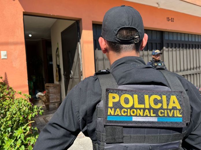 Presunta pareja del Smoking Presunta pareja del smoking