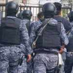 Tras los motines y atentados contra la PNC, el Sistema Penitenciario suspendió el traslado de reos este martes a los diferentes juzgados. Foto: La Hora