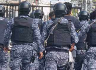 Tras los motines y atentados contra la PNC, el Sistema Penitenciario suspendió el traslado de reos este martes a los diferentes juzgados. Foto: La Hora