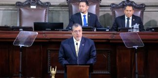 Arévalo confirma su asistencia para sesión solemne tras desconocer invitación por parte del Congreso.