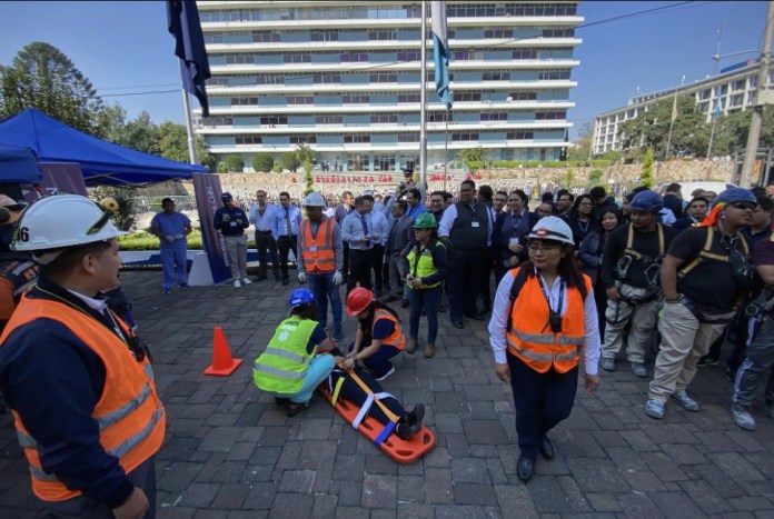 En la capital se desarrolla un Macro Simulacro. Foto: José Orozco