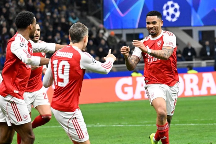 El Arsenal lidera en solitario la tabla de posiciones de la UEFA Champions League y es uno de los dos equipos ya clasificados a los octavos de final.