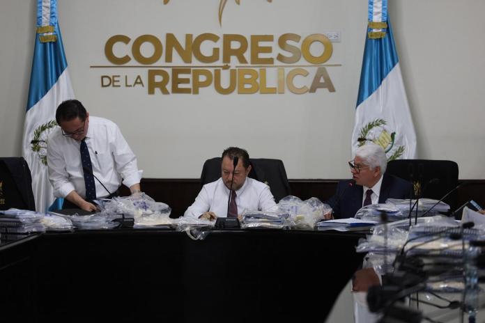 Tachas serán recibidas por tres días en contra de los 181 aspirantes. Foto La Hora: Daniel Ramírez
