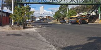 La circulación vial en Ciudad Real hacia la Avenida Petapa rumbo a la ciudad y viceversa se encuentra fluido. Foto La Hora: PMT de Villa Nueva