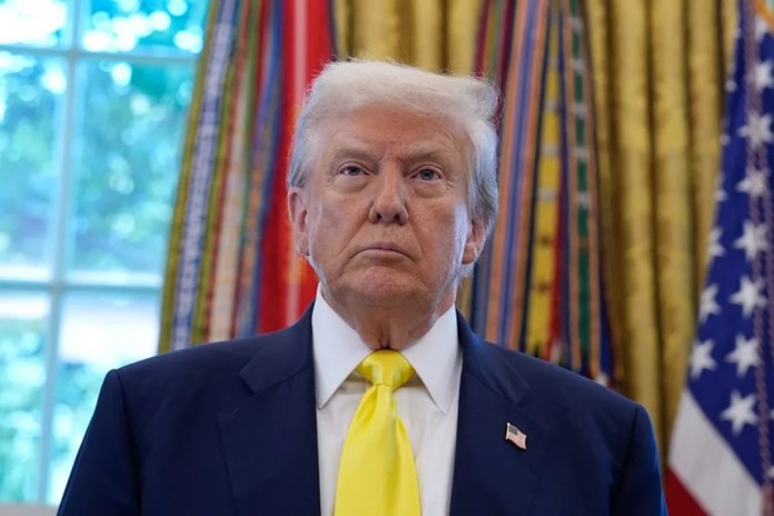 El senado de EE. UU. bloqueó este miércoles el proyecto de ley que buscaba limitar los poderes militares del presidente, Donald Trump.