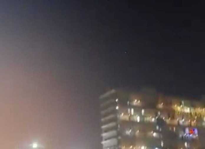 Ráfagas de disparos se escucharon en la noche de este lunes en los alrededores del Palacio de Miraflores