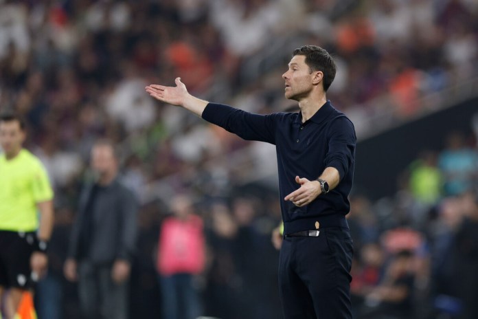 Xabi Alonso fue destituido como entrenador del Real Madrid tras solo seis meses en el banquillo merengue.