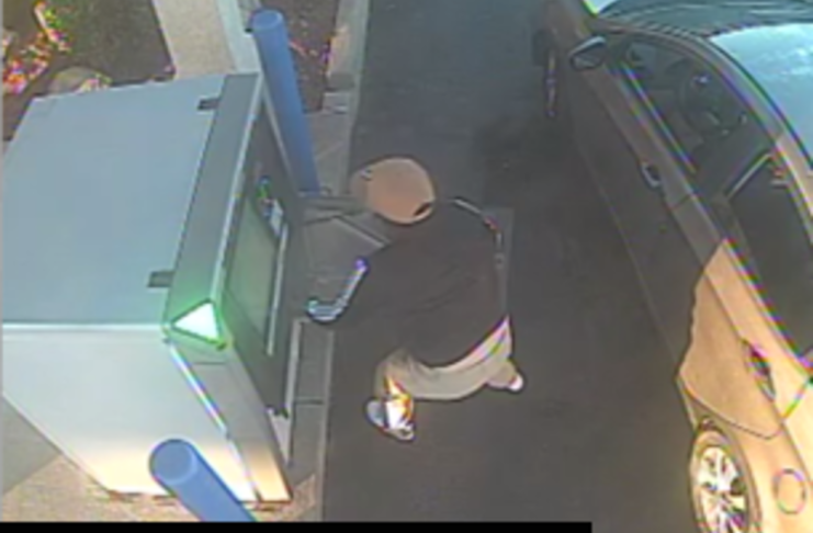 Nueva acusación en EE. UU. eleva a 87 los implicados en millonario fraude a cajeros automáticos.