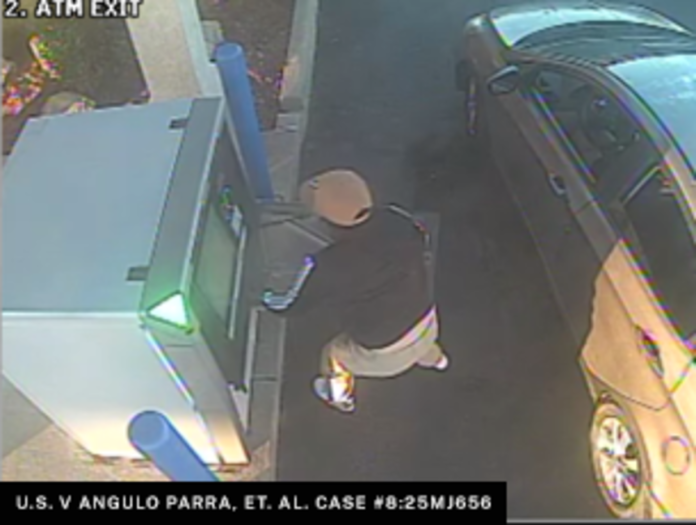 cajeros automáticos Nueva acusación en EE. UU. eleva a 87 los implicados en millonario fraude a cajeros automáticos.