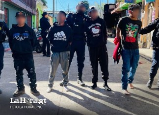 La PNC remitió a un juzgado a cuatro hombres, por presuntamente apuñalar a un menor.