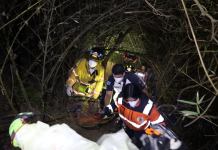 Cuerpos de socorro localizaron dos cuerpos semienterrados en un sector de San José Pínula, sumando 6 cuerpos esta semana. Foto La Hora: CVB
