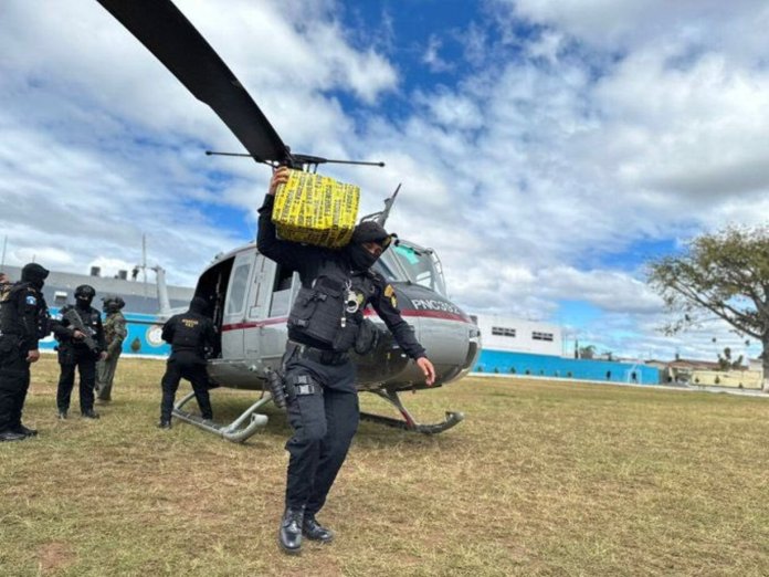 Embajada de EE. UU. subraya operativo antidrogas ejecutado en Puerto Quetzal.