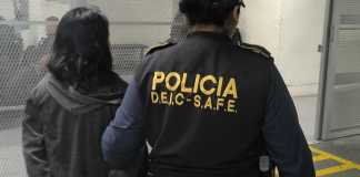 Capturan a cuatro personas retornadas de Estados Unidos en las oficinas de Migración.