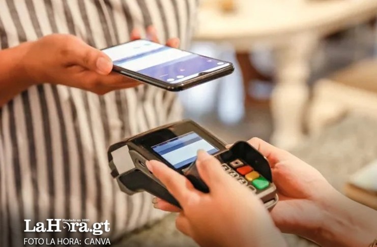 Usuarios de distintos servicios lograron recuperar su dinero, después de presentar su denuncia ante la Diaco. Arte: La Hora/Alejandro Ramírez