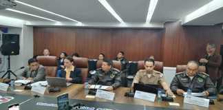 Lucrecia Martínez, titular de la Dirección Técnica del Presupuesto, comenta por la solicitud de ampliación del presupuesto general. Foto: La Hora
