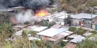 Incendio consume a varias viviendas en colonia Guajitos, zona 21 Un incendio se registra la tarde de este martes 13 de enero en la 6 avenida y 5 calle de la colonia Guajitos, zona 21.
