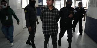 A pesar de contar con una serie de mensajes y audios que podrían vincular a un marero a los ataques contra PNC, MP no solicita ligarlo por estos hechos. Foto: La Hora