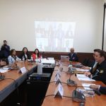 La ministra de Educación, Anabella Giracca, comenta por las negociaciones del pacto colectivo con el STEG. Foto: Congreso de la República