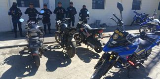 Motocicletas consignadas por circular sin placas en Chimaltenango. Foto La Hora: PNC