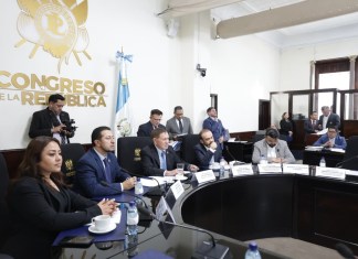 El presidente del Congreso, Luis Contreras, llama a los distintos organismos y sectores a trabajar por la seguridad del país. Foto: Congreso de la República