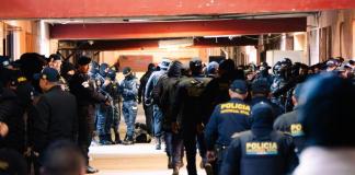 Localizan una caleta que contenía varias cajas de licor en Granja de Rehabilitación Pavón.