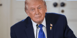 El presidente estadounidense, Donald Trump, anunció el fin del subsidio de petróleo que Venezuela mantenía con Cuba desde hace 25 años. Foto La Hora: EFE