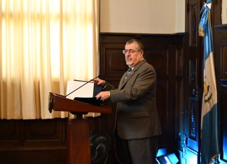 Designaciones e "invitación" para magistrados de la CC mueven la agenda de la presidencia en la semana.