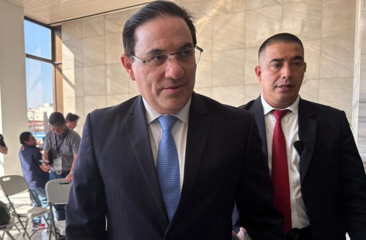 Ministro de Gobernación, Marco Antonio Villeda busca ser Fiscal General tras "conversación" con Arévalo.