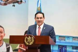 Ministro Villeda compara intento de su exclusión a Fiscal General con prácticas judiciales de los años 70