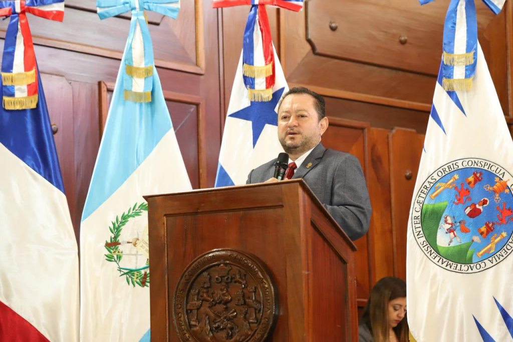 Walter Mazariegos necesita dos terceras partes del CEU para ser electo. Foto La Hora: USAC